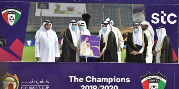 مراسم تتويج العربي في نهائي كأس سمو الأمير